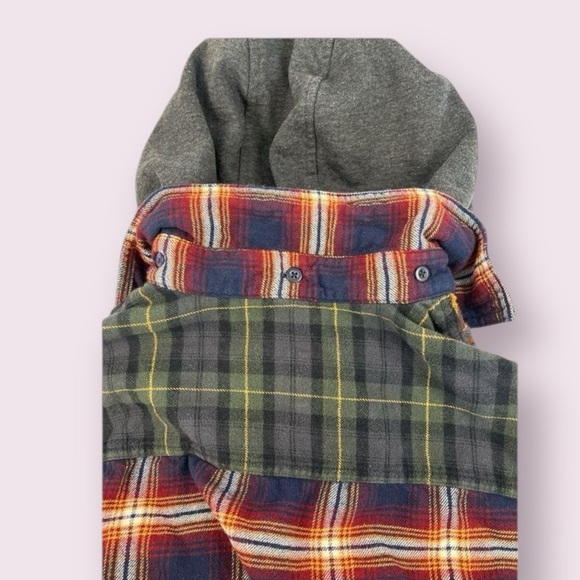 American Eagle Outfitters Men's Hooded Flannel Mismatch Pattern Shirt - Picture 9 of 14